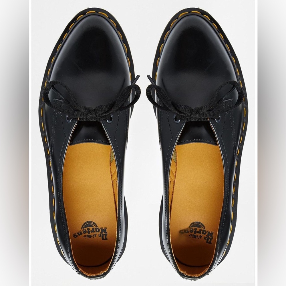 ISO Dr. Martens Siano UK 4/US W6